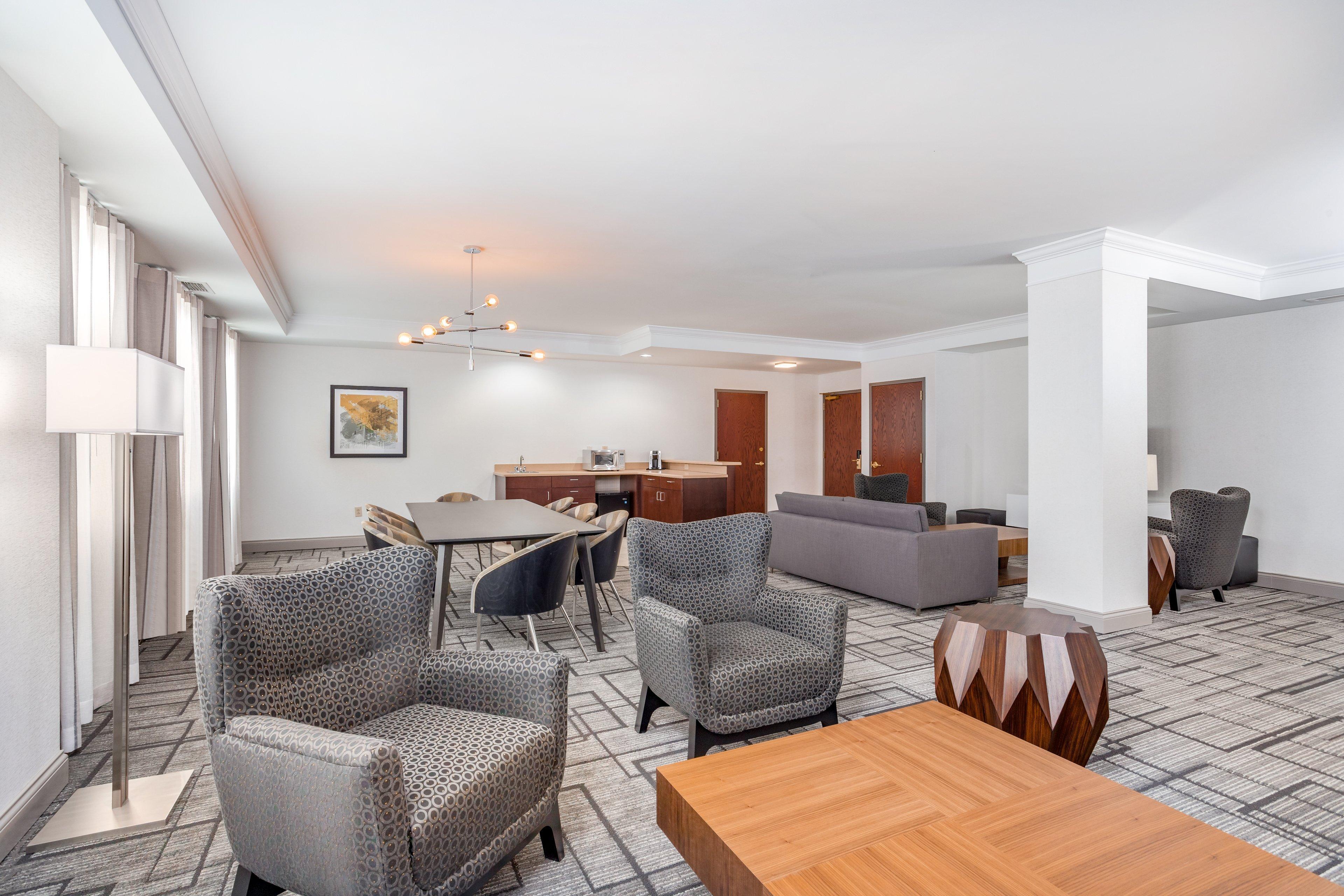 Holiday Inn Lafayette-City Centre By Ihg Экстерьер фото