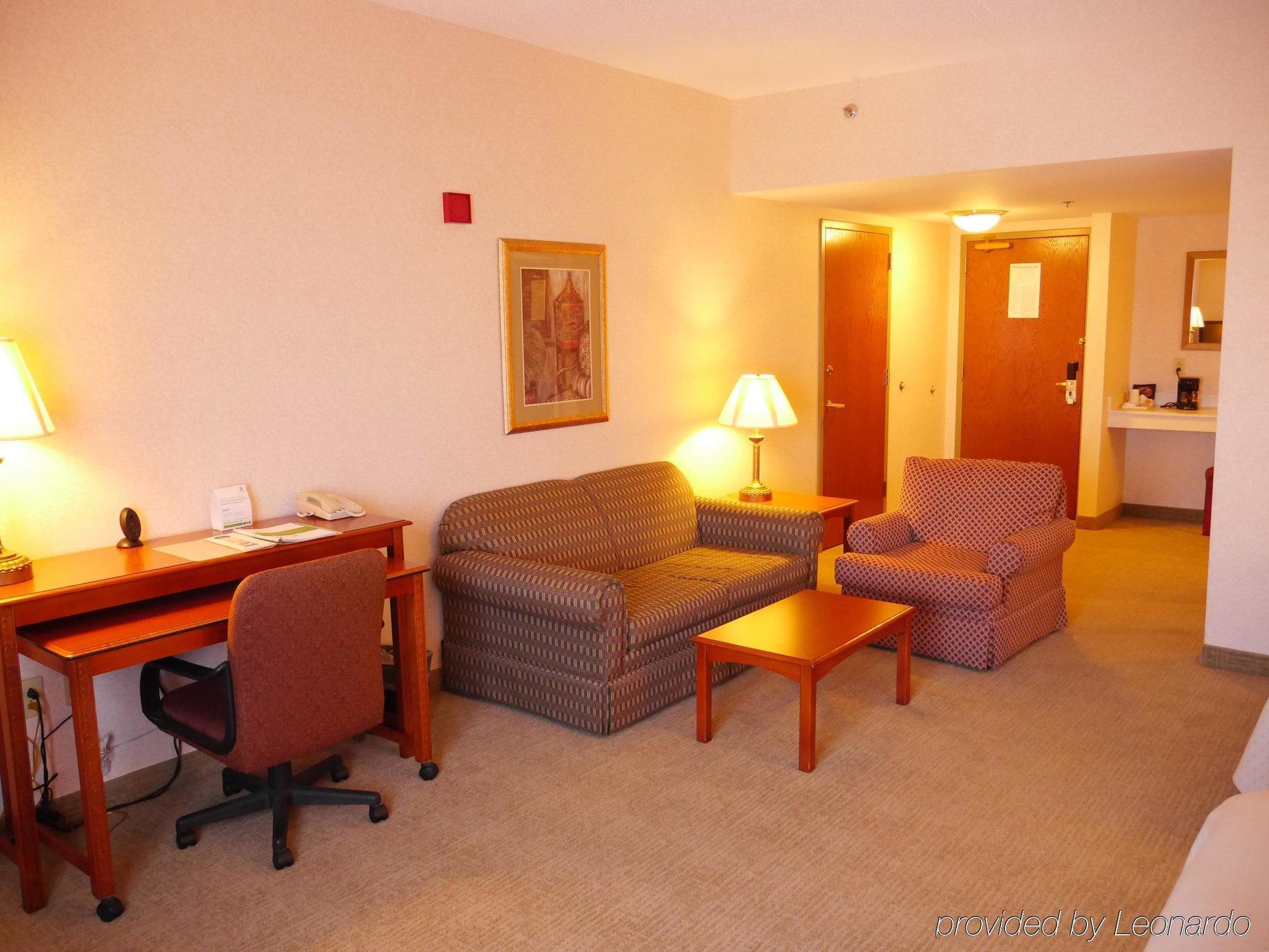Holiday Inn Lafayette-City Centre By Ihg Экстерьер фото
